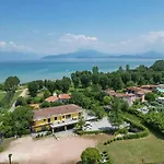 A.G. Holiday Hotel
