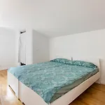 Trendy Aparment With Garage Right By The Lake