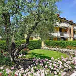 Villaggio Dei Fiori - Viola - Gardagate