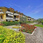 Villaggio Dei Fiori - Viola - Gardagate