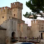 Sirmione House -Appartamento Vacanza Lugana Di Sirmione