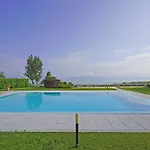 Il Porticciolo P1-12 By Wonderful Italy