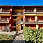 Twins Apartment - 200M Dal Lago Di Garda Con Piscina