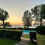 Sirmione Punta Gro Apartment