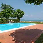 Incantevole Location Fronte Lago