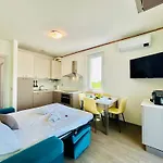 Ossidiana Apartment - Vista Lago - Centrico