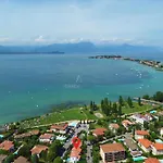 V Vittoria