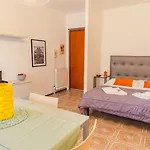 Sirmione Studio Apartment - Italian Homing