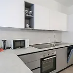 Apt24 - Superb Sirmione 4