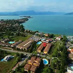 Topazio Apartment - Vista Piscina A 150M Dal Lago
