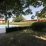 Edoard Luxury Apartment
