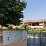 Edoard Luxury Apartment