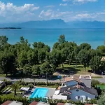 Villa Sirmione Front Lake