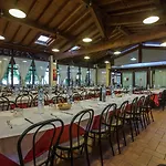 Modern Furnished Chalet With Ac, 4Km From Sirmione