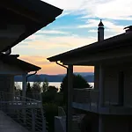 Sky Fort Garda View