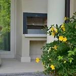 Sirmione Park View Luxury Apartments