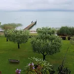 Bmp Apartment Orchidea Piscina, Giardino E Spiaggia Con Molo