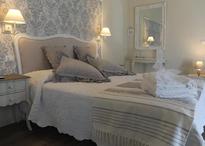 Romantic Home