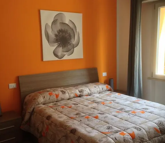 Perla Del Lago Rent Apartments
