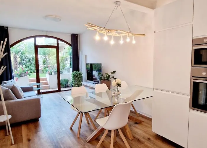 Mantegna Boutique Apartment, 75Mq, 100Mt From The Lake, Free Parking