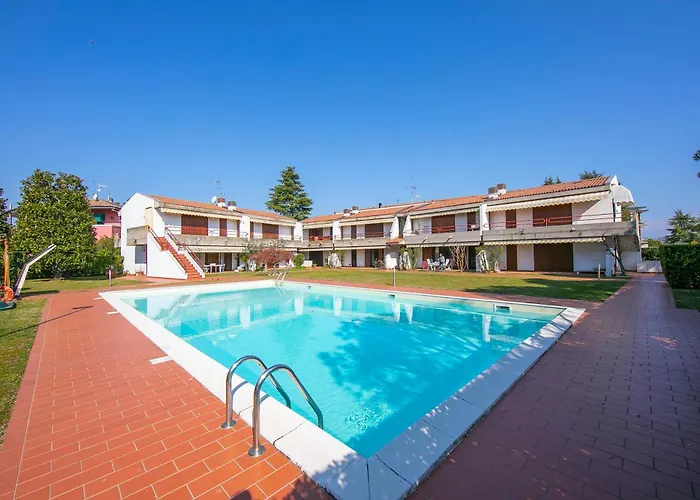 Cinzia Apartment Front Beach - Happy Rentals