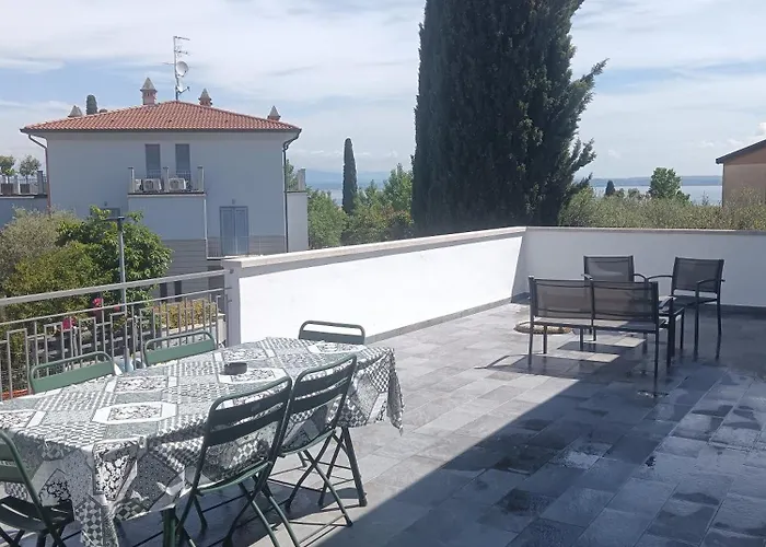Casa Rosy Sirmione - Appartamento Con Terrazza A 2 Passi Dal Lago