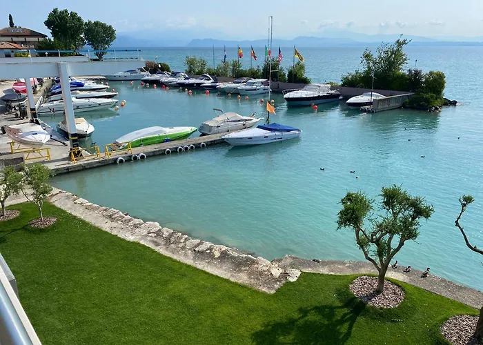 Sirmio Apartments - Darsena Stay