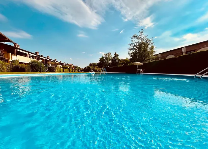 Topazio Apartment - Vista Piscina A 150M Dal Lago