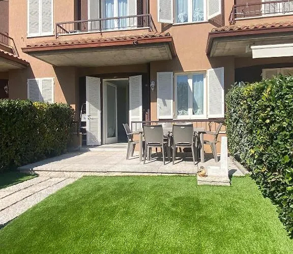 Sirmione - Independent House With Garden