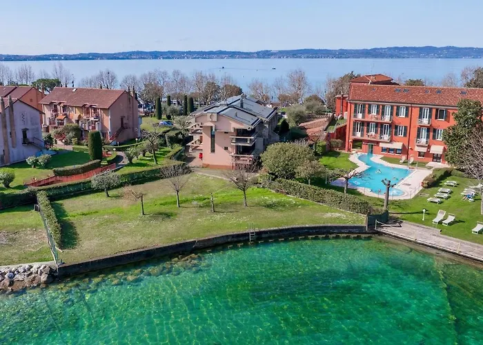Violet\'S Nest - Lake Front