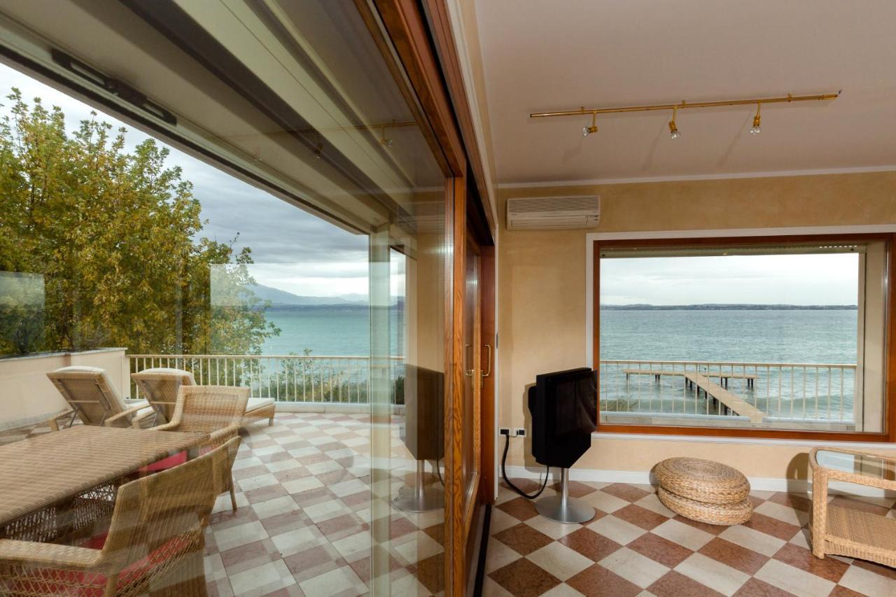 Front Luxury (adults Only) Sirmione