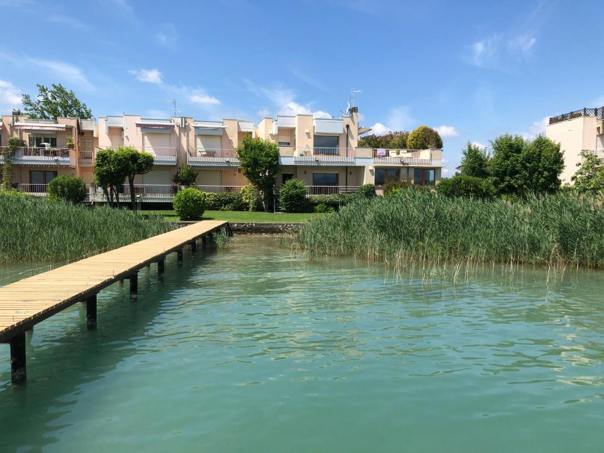 Front Luxury (adults Only) Huvilat