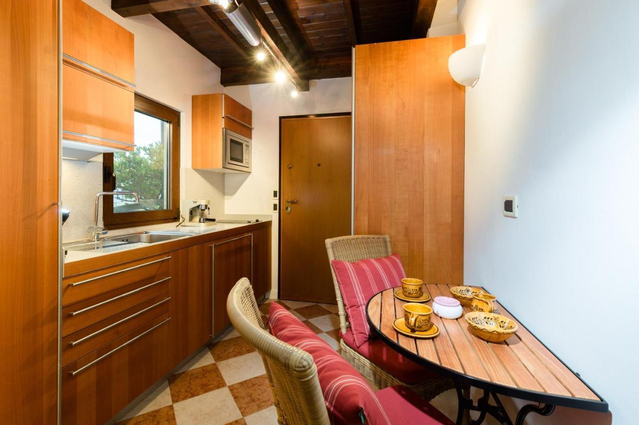 Front Luxury (adults Only) Huvilat