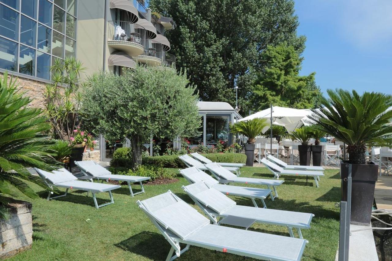 Hotel Aurora 3*