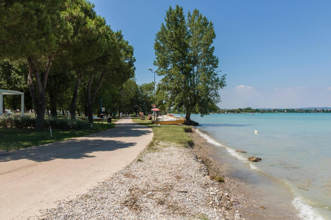 Elisea Sirmione