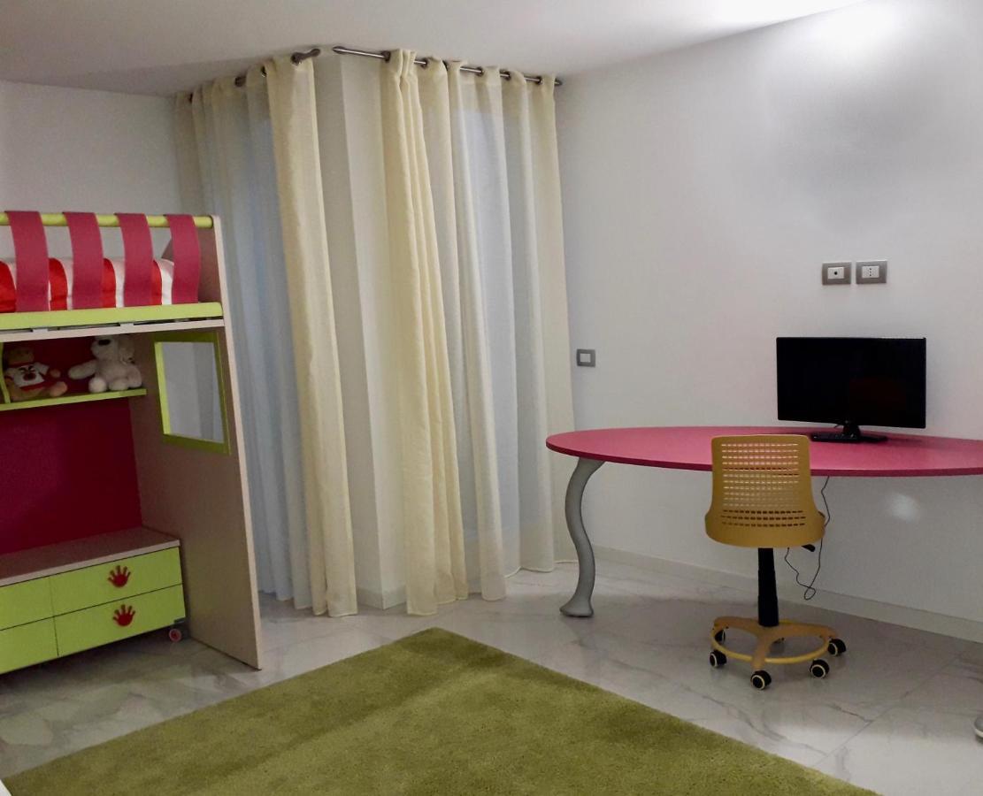 De Luxe Olimp Sirmione