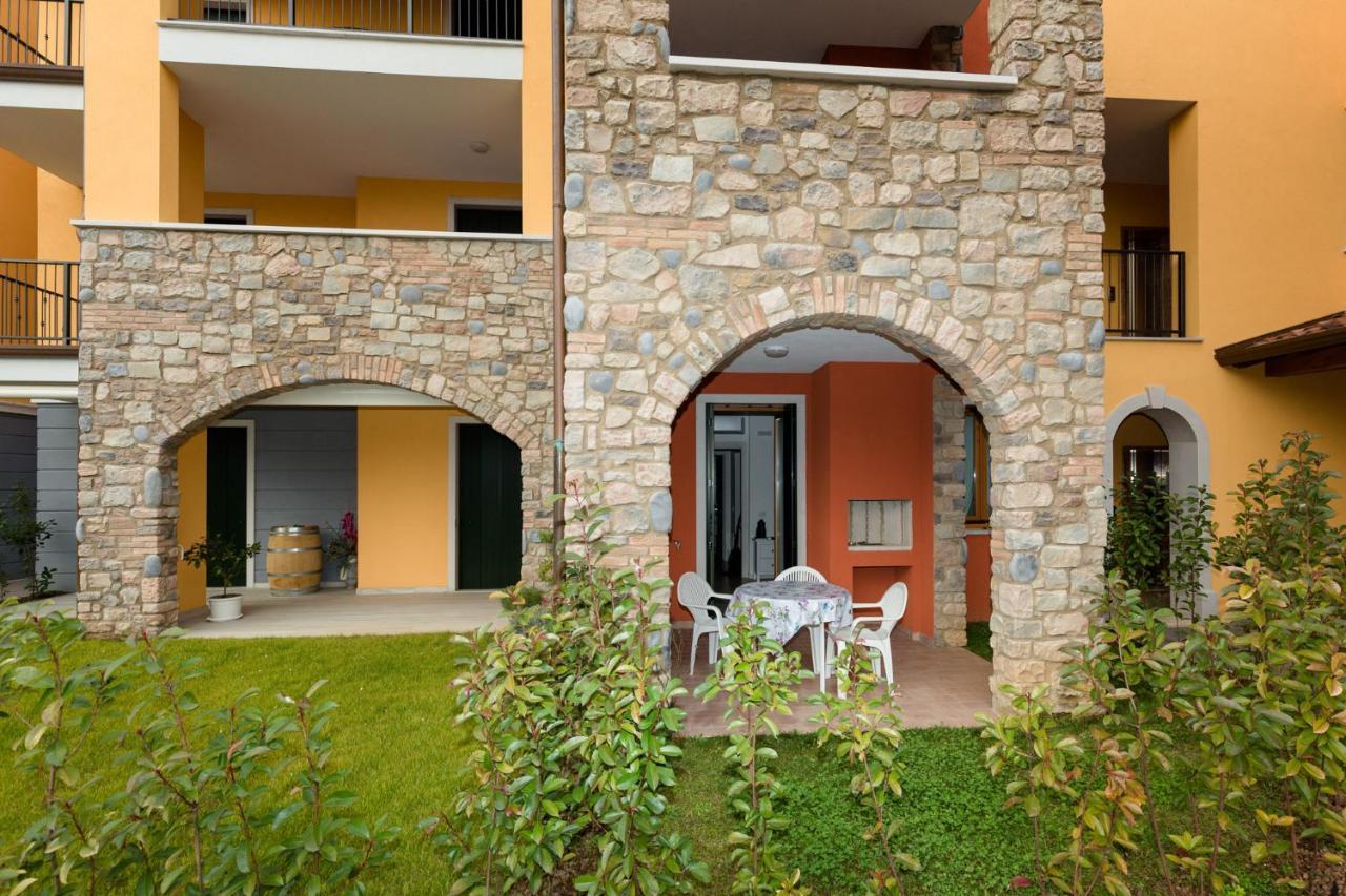 Lucy Apartment *