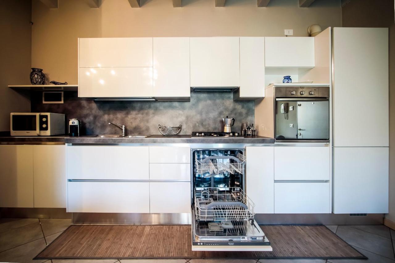 La Moderna Egman - Italian Homing Apartment *