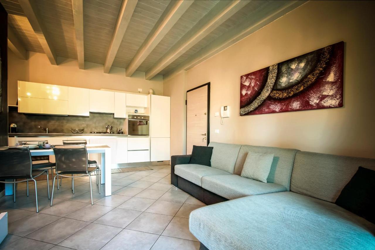 La Moderna Egman - Italian Homing Apartment *