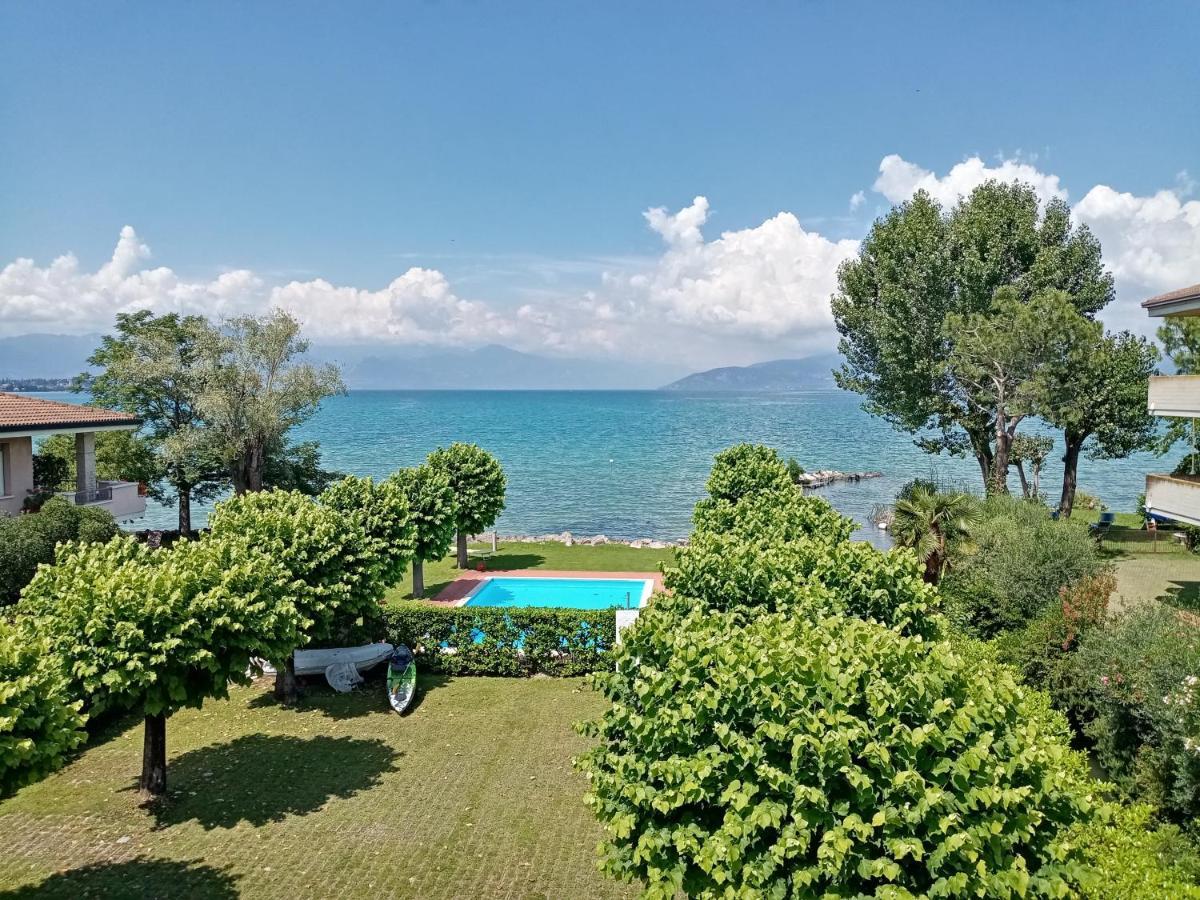 Da Laura - Monolocale Piano Terra Con Piscina Fronte Sirmione
