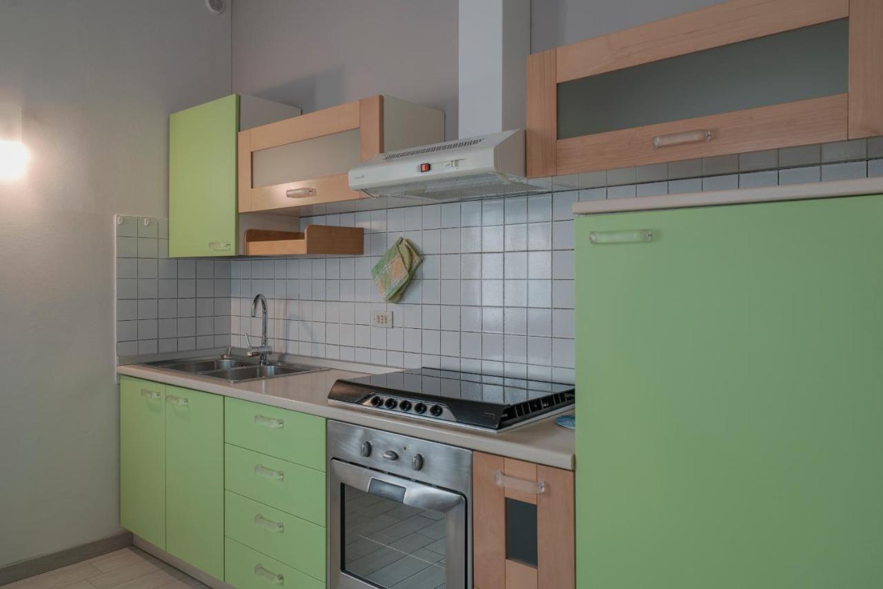 Natalina - A 100 Metri Dalle Terme Virgilio Ferienhaus Sirmione