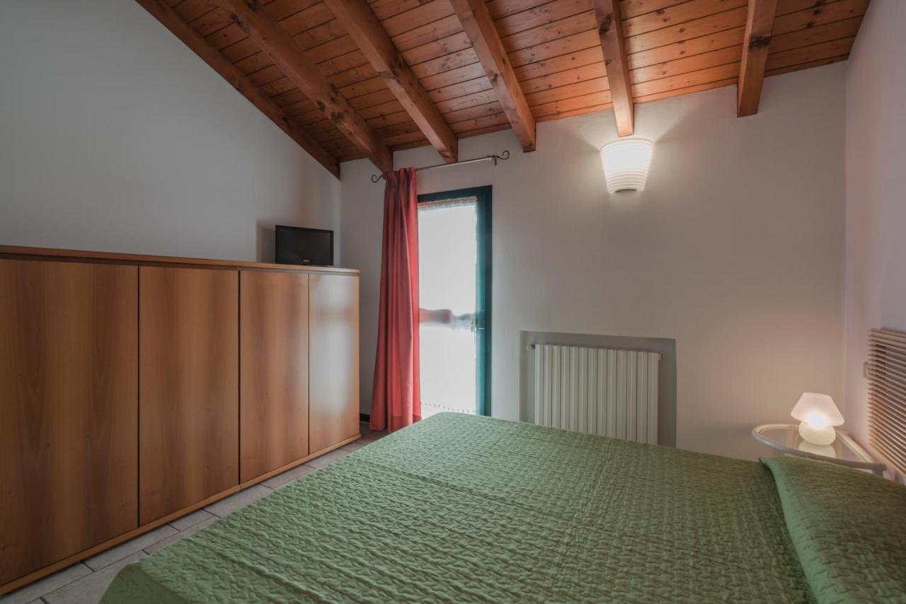 Natalina - A 100 Metri Dalle Terme Virgilio *