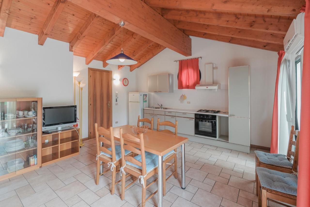 Ferienhaus Natalina - A 100 Metri Dalle Terme Virgilio Sirmione
