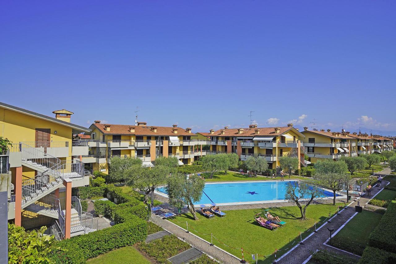 Villaggio Dei Fiori - Viola - Gardagate Apartment