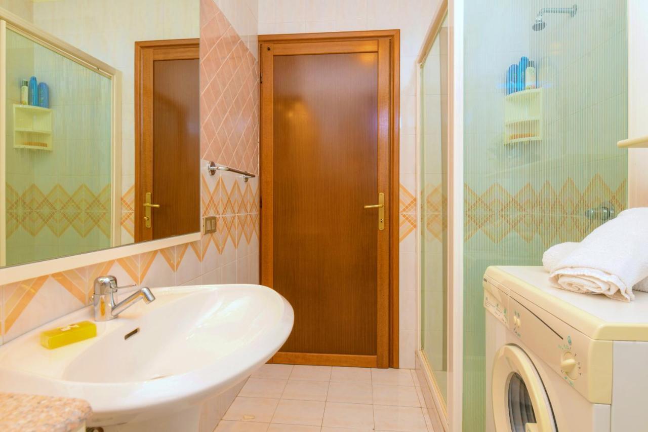 Apartment Villaggio Dei Fiori - Viola - Gardagate *