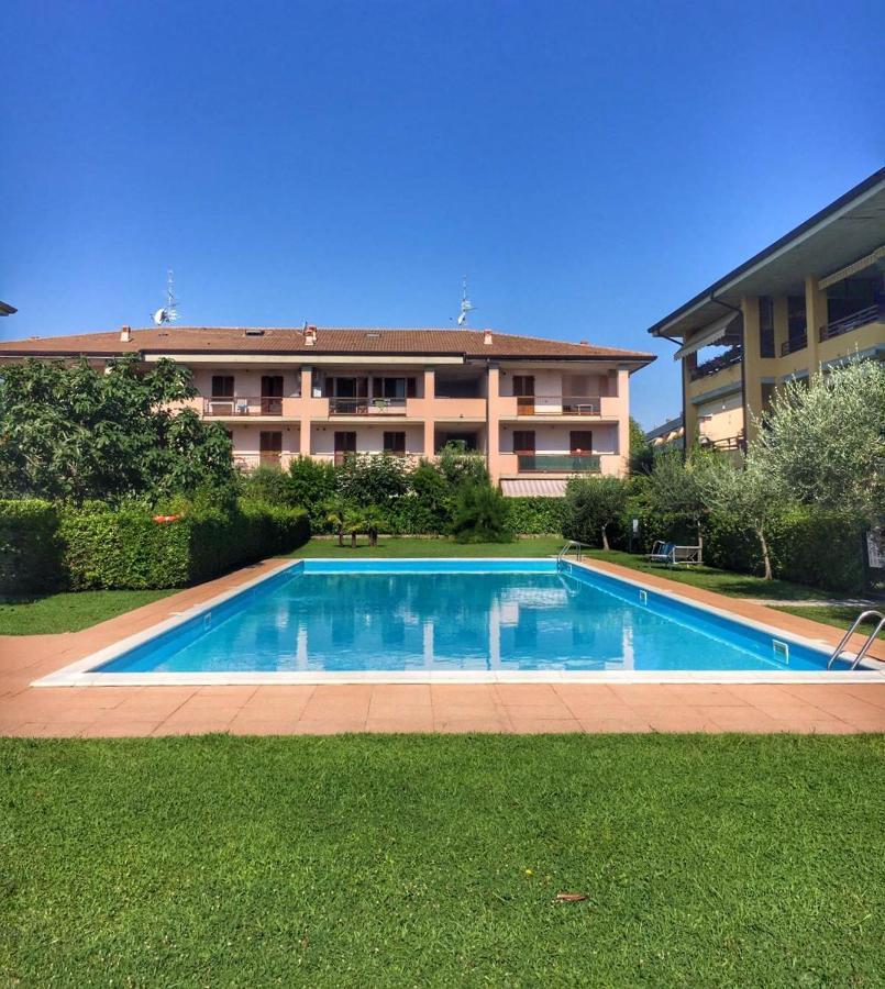 Colombare - Italian Homing * Sirmione