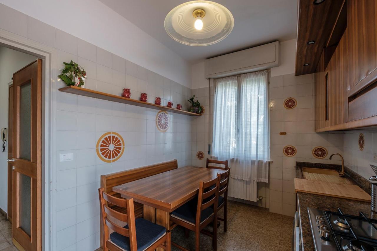 Casa Rosy - Con Terrazza A 2 Passi Dal Lago Apartman Sirmione