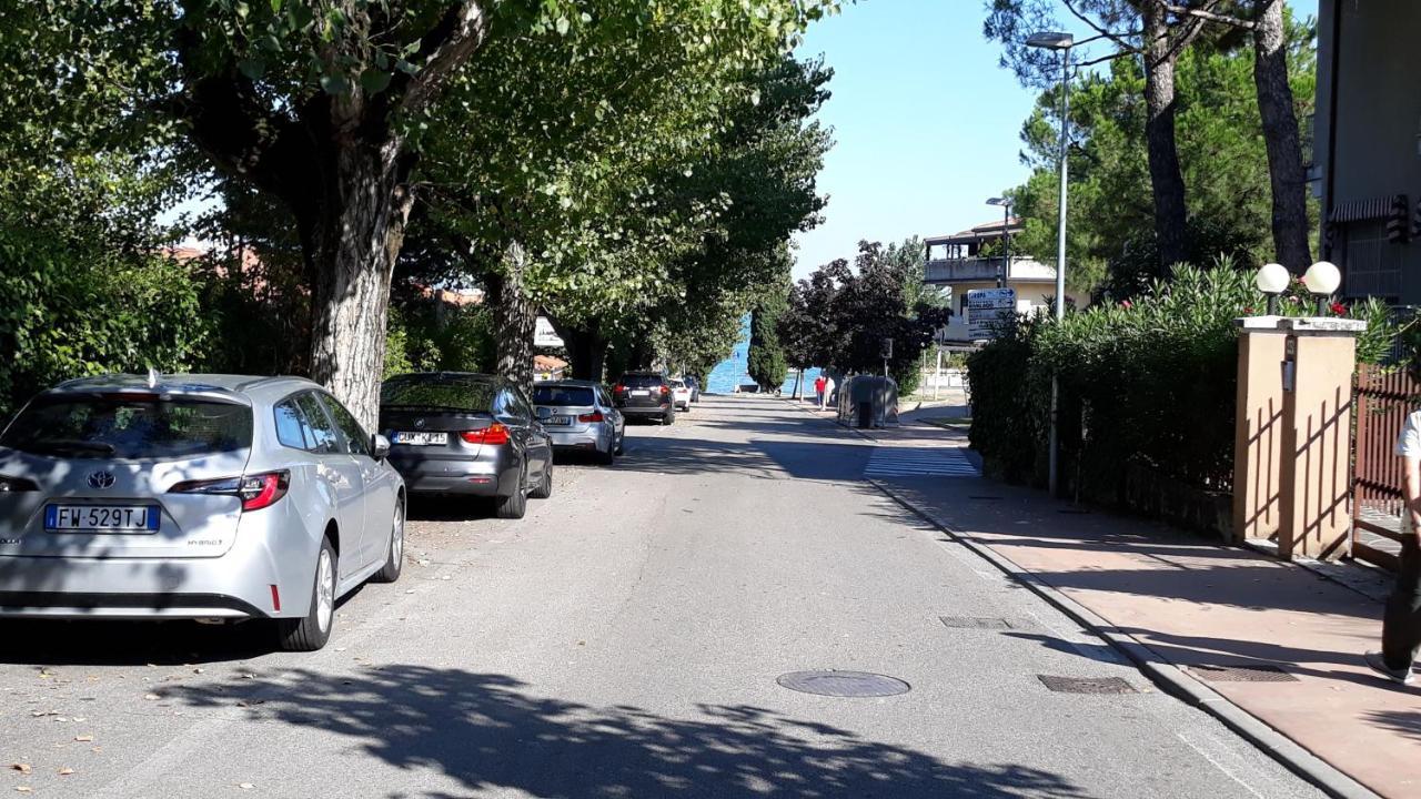 Casa Rosy - Con Terrazza A 2 Passi Dal Lago Apartman *
