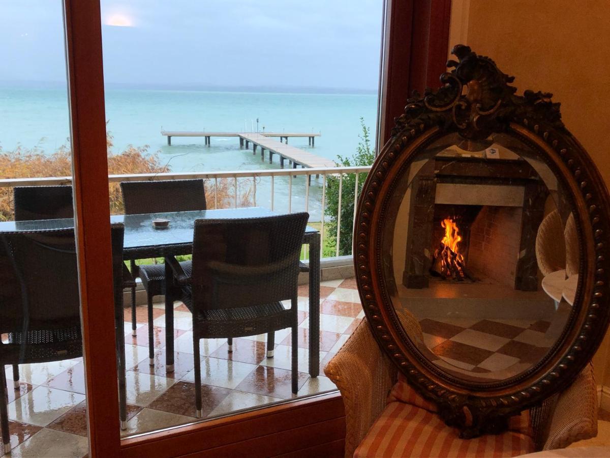 Front Luxury (adults Only) Huvilat