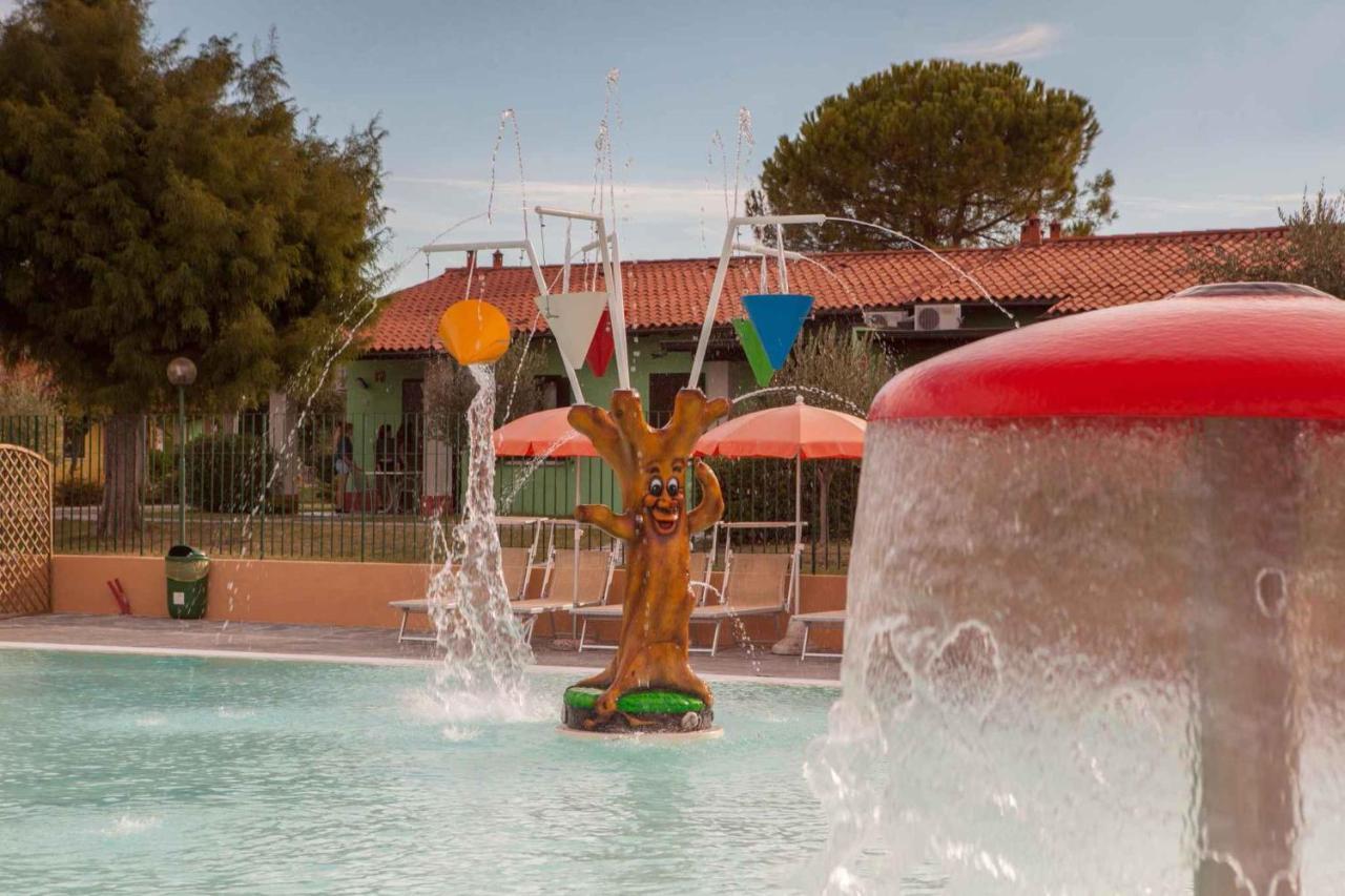Mobilehomes In Sirmione/gardasee 22177 * Sirmione